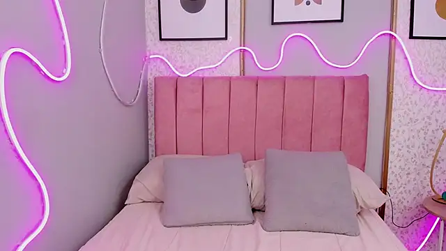 EMILYCARTERMD Live XXX-Chat