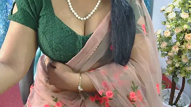 Mallu_Manisha Webcam-Show