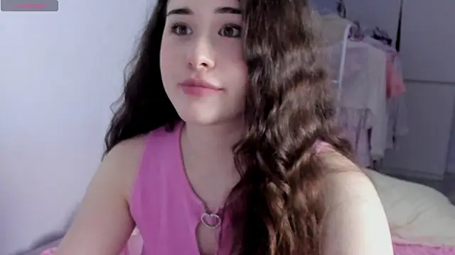 دردشة ChloeBlisss الجنسية المباشرة