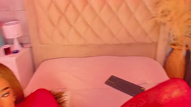 SelenaRogers Webcam-Show