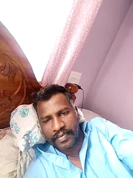 XXX chat uživo modela Paramkeerthi