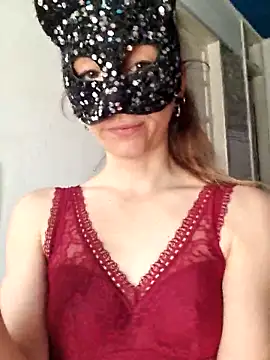 CumonLuna's Live XXX Chat