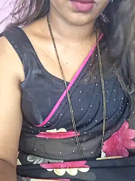Marathi_jiya1 Adlı Modelin Canlı XXX Sohbeti