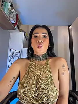 AsianMilfSheryl Obrolan Langsung XXX