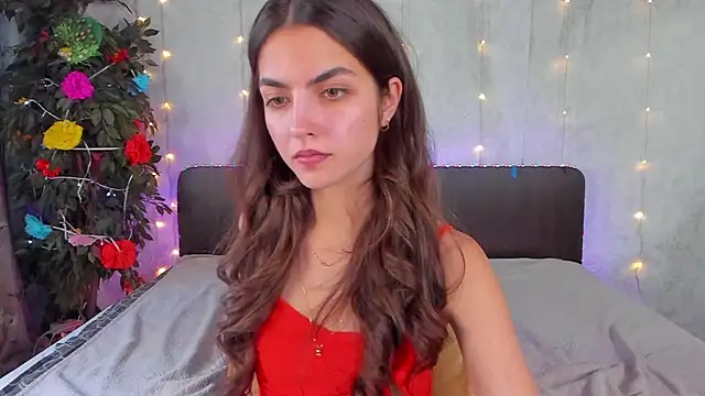 Chat XXX en directo de Milana_Crystal_