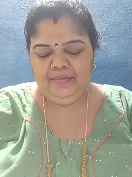 tamilthanushri Live XXX Chat