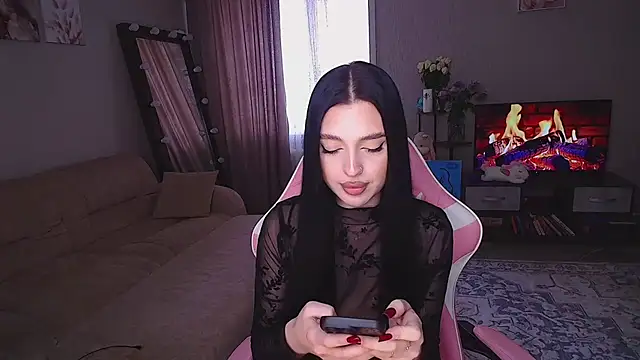 yoursLina Webcam Show
