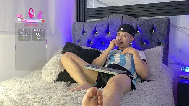 Saimonvelan Live XXX chat