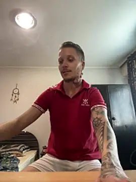 Pertunjukan Kamera Web MarkCain69