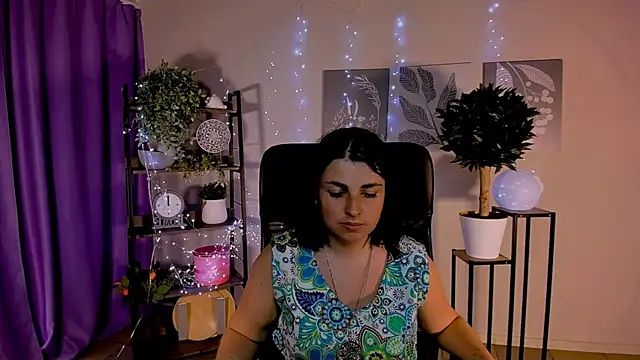 MartaEdams' Live XXX Chat