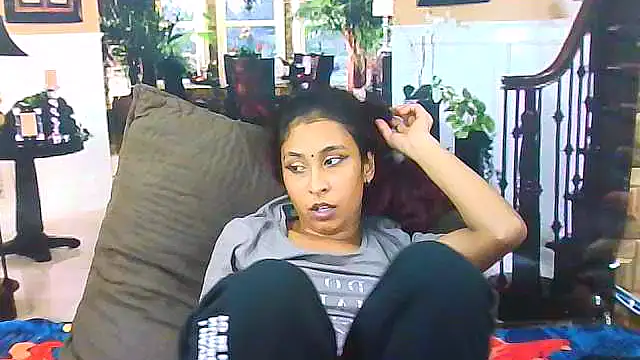 Chat +18 de IndianSexyButt ao vivo
