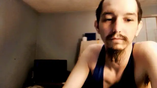 KoltonSweete: διαδικτυακό σόου στην κάμερα