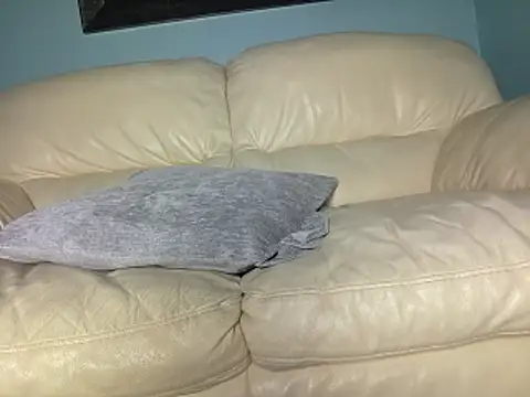 عرض كام piggylatino