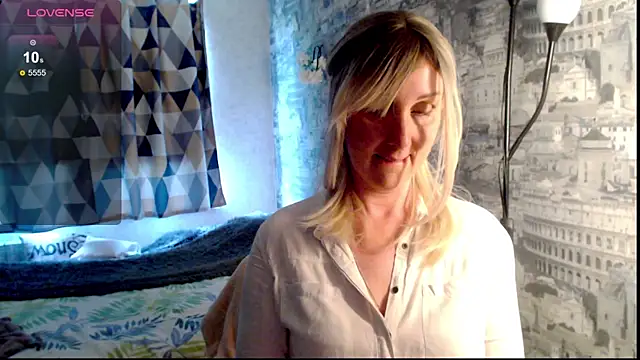Ariel_the_mermaid live XXX chat