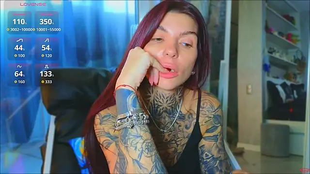 Živý XXX chat tattooedBabyy