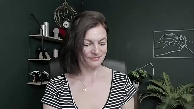 VivianWILD's Live XXX Chat