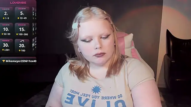 LottieReed Live XXX-chat