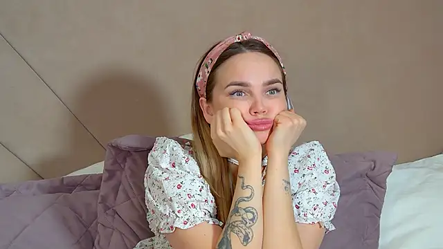 Chat +18 de AnitaVenture ao vivo