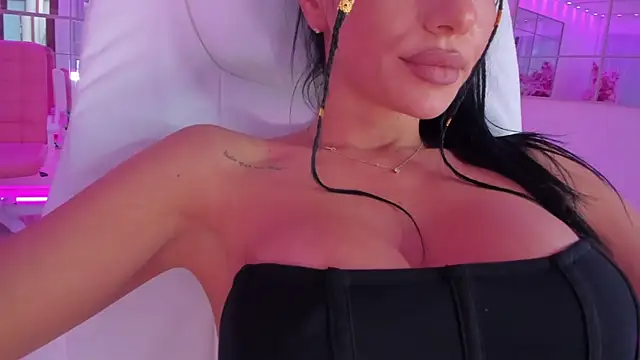 missdiamond_ live XXX chat