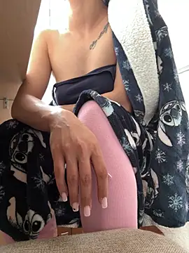 XxLatinaBabexX webcam show