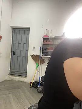 Ivy_Trix2 即時 XXX 聊天