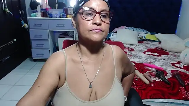 pervert_mommy_'s Live XXX Chat