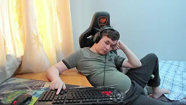 iliaskrislove's Live XXX Chat
