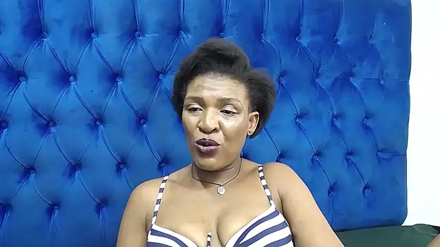 Czat XXX na żywo – SpicyQueenxxxx