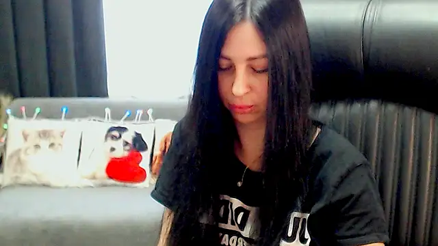 Czat XXX na żywo – SweetLouise_