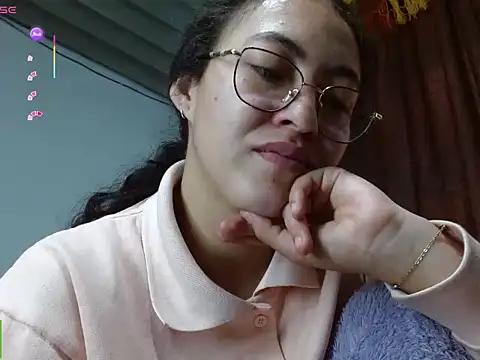 Chat XXX ao vivo de Amitlu_