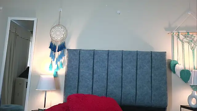 NatalyGuzman26's Live XXX Chat