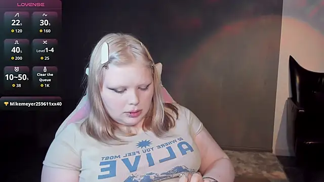 LottieReed Chat XXX live
