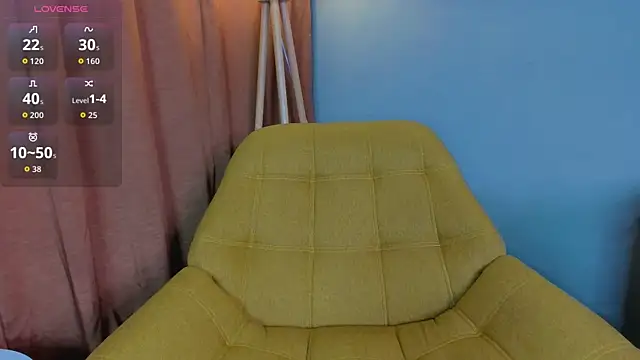Chat +18 de LeyaBloom ao vivo