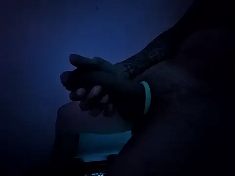 hpcouplee420's Webcam Show