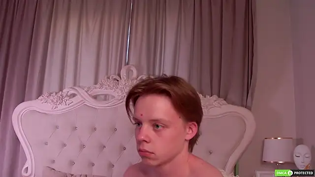 Онлайн чат XXX SimonWarner