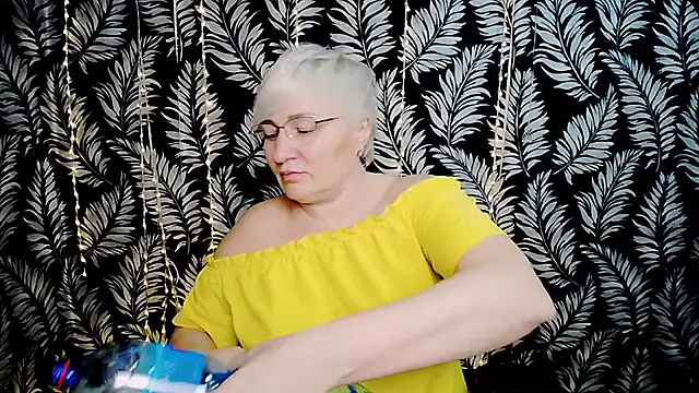 Olivia_playful Live XXX-Chat