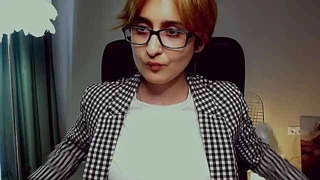 Chatroom XXX en direct de LixeLuna
