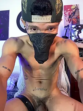 CRAZY-BOY99 live XXX chat