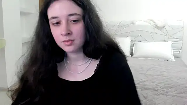 Ginablum's Live Chat Room
