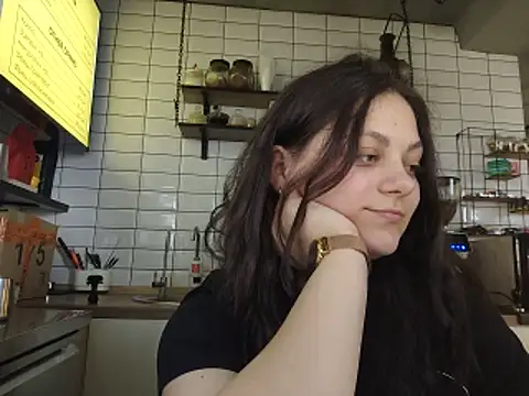 XXX chat uživo modela _Mikky_lil_