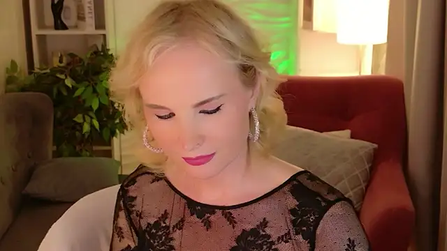 Chat +18 de Sandra_Kind ao vivo