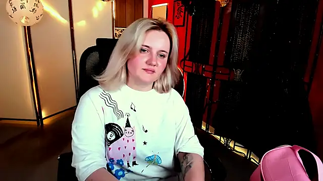 Chat XXX ao vivo de KathyBriggs