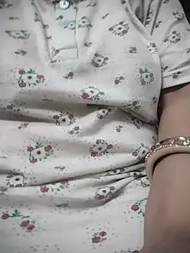 kajal4786のライブXXXチャット