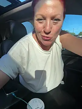 TheSweetestSlut Show in webcam