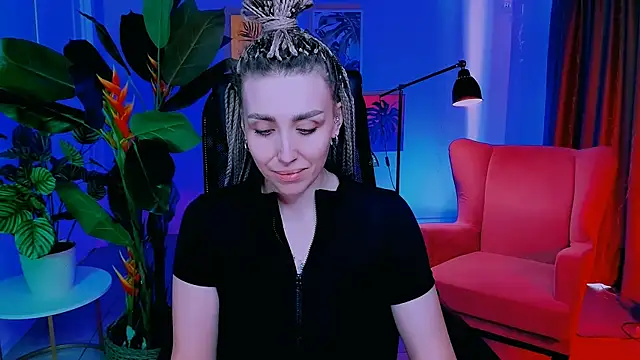 MonicaRileyのライブXXXチャット