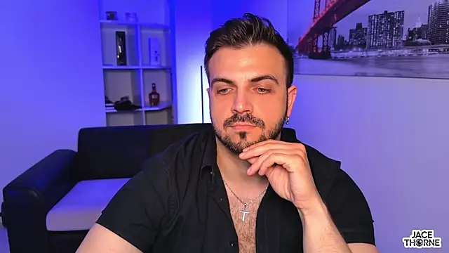 Jace_Thorne Adlı Modelin Canlı XXX Sohbeti