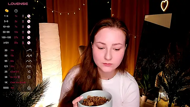 velvet_cherry_ Chat XXX in diretta