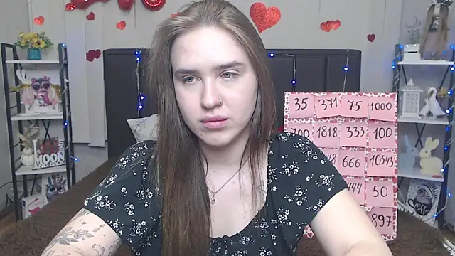 LauraHlotn Live XXX chat