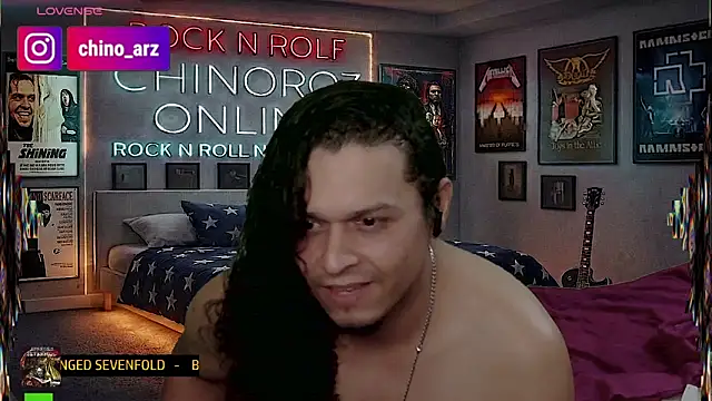 chino_roz Chat XXX in diretta