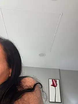 GoddessChloeAtreides' Live XXX Chat